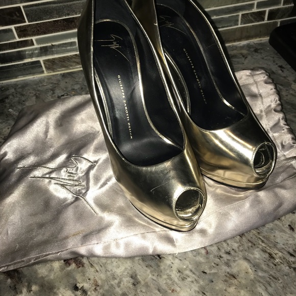 Gold Giuseppe Zanotti Platform Pumps - Picture 8 of 8